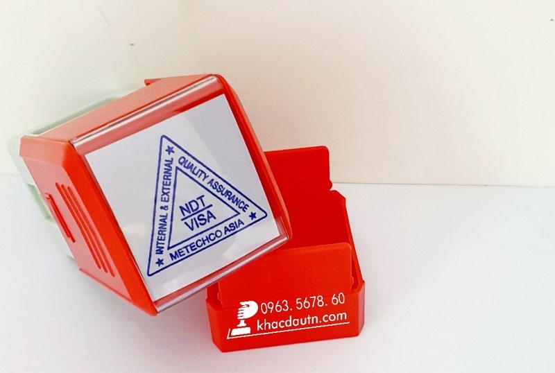 Quy trình khắc dấu chuyên nghiệp tại khắc Dấu TN