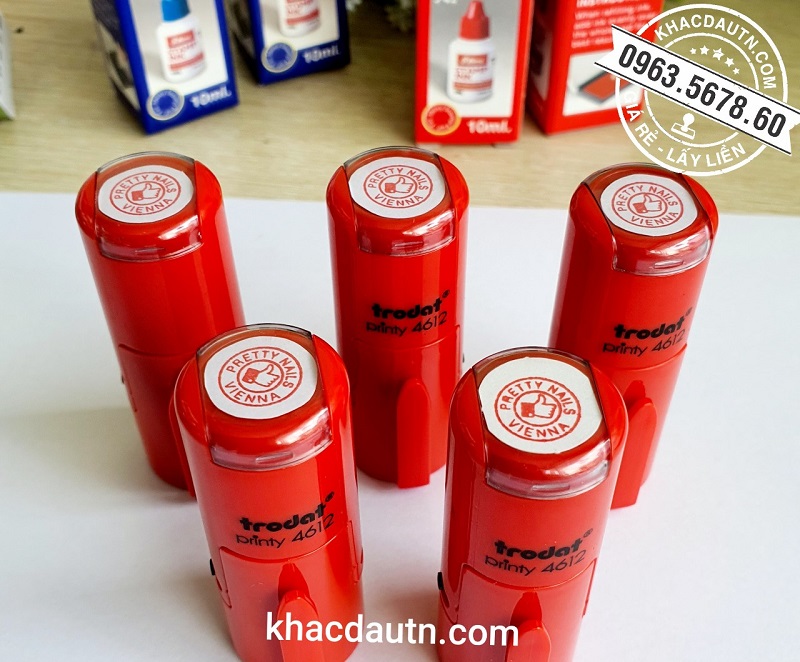 Khắc dấu Quận Hai Bà Trưng nhận ngay sau 30 phút